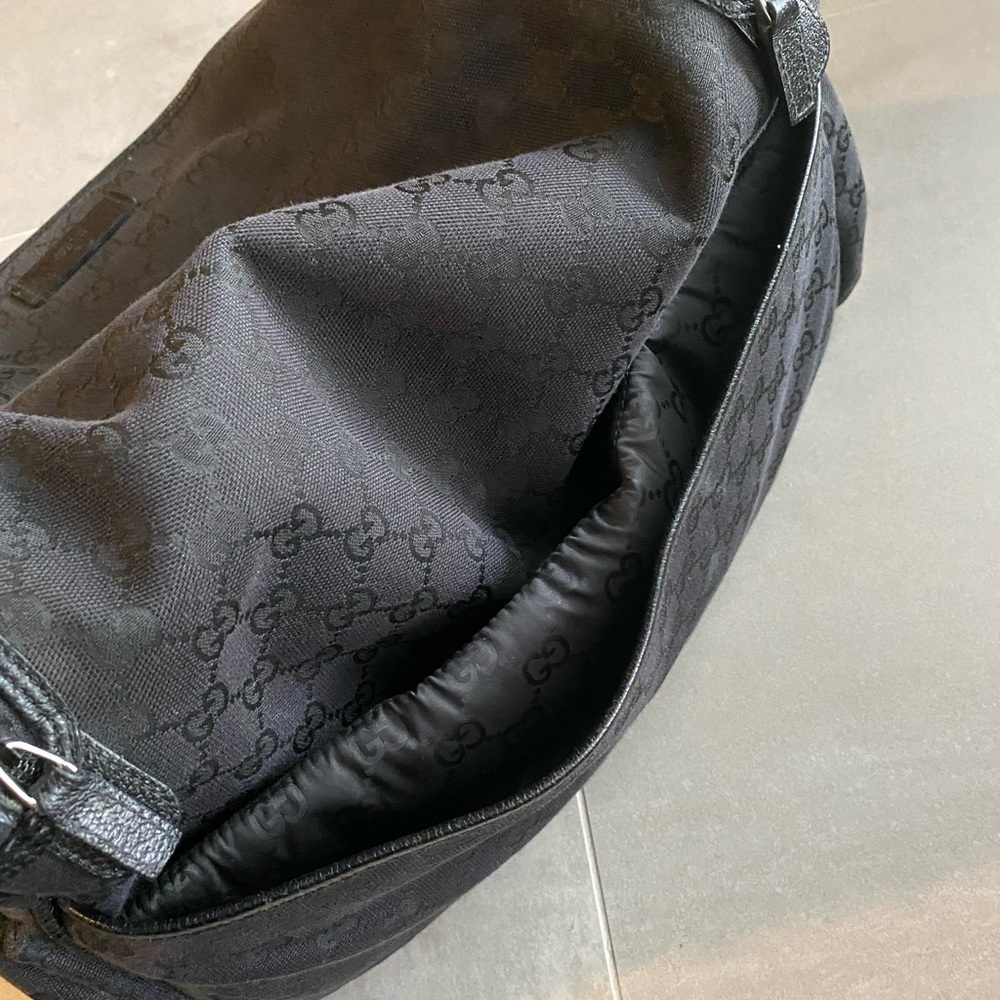 Gucci GG Black Diaper Bag - Picture 4 of 16